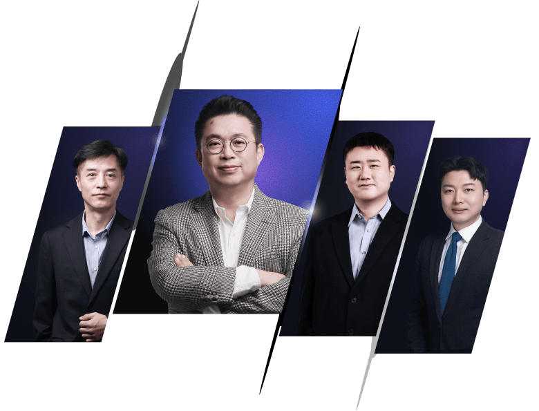 팀더윤쎈 주식투자 클래스 전문가 강사진 단체 사진: 윤지호 경제평론가, 이상민, 박찬일, 손정우